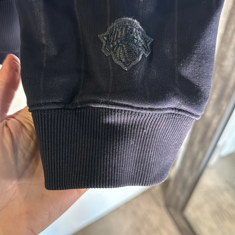 Kith x Knicks NY Pinstripe Williams III Hoodie - Picture 3 of 5